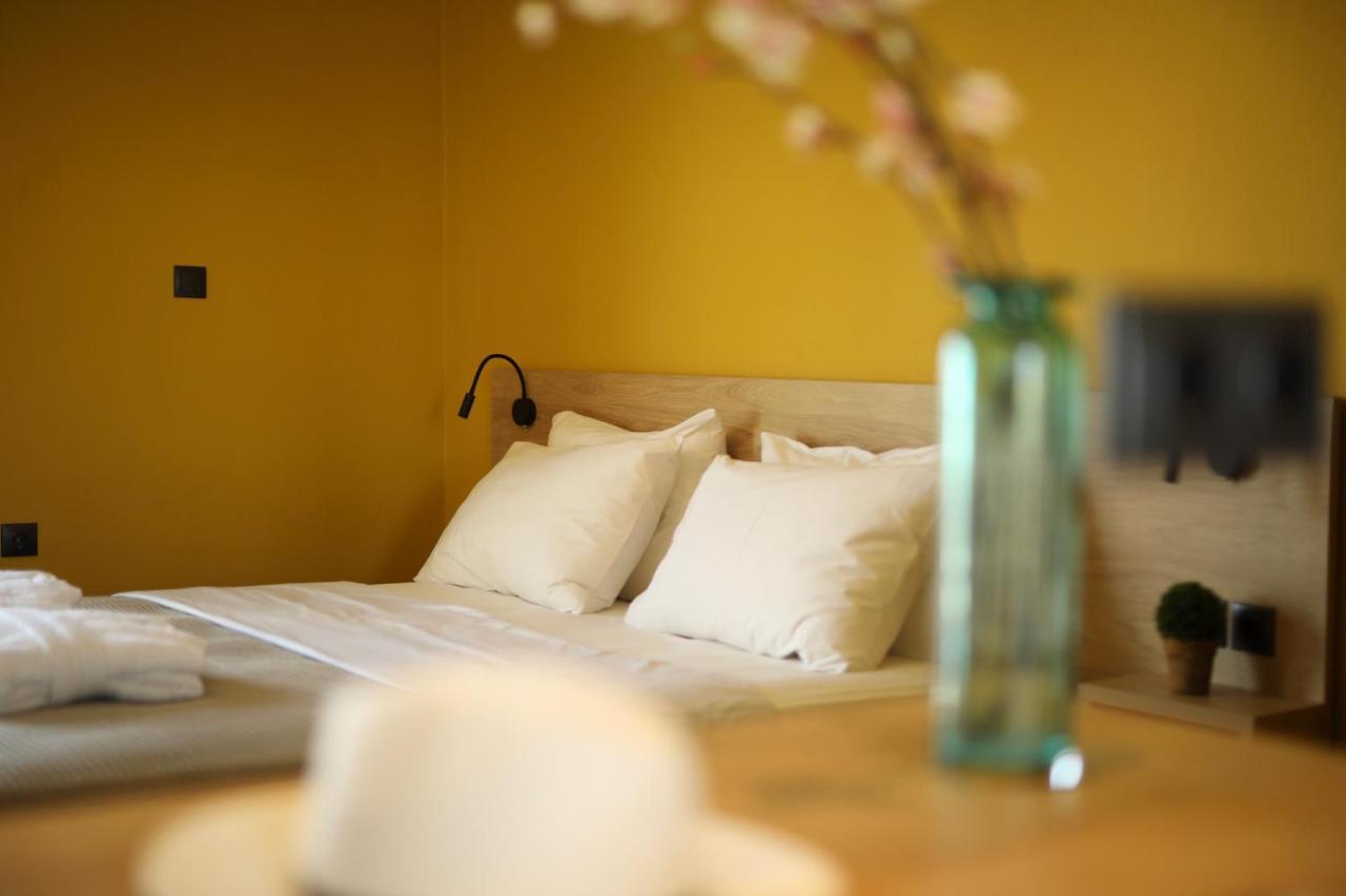 Conte Cristo Suites Paralia Katerinis Ngoại thất bức ảnh
